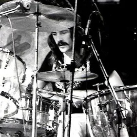 John Bonham va avoir droit à sa statue