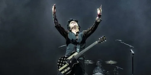 Billie Joe Armstrong a-t-il formé un nouveau groupe ?