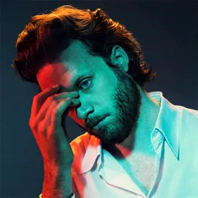 Father John Misty annonce "God's Favorite Customer" : deux nouveaux...