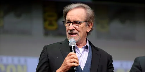 Avec "Blackhawk", Steven Spielberg réalisera son premier film de...
