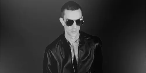 Richard Ashcroft reprend John Lennon