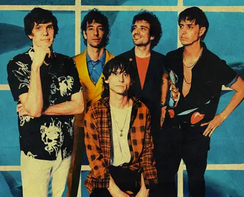 The Strokes remportent leur premier Grammy Award