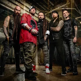 Five Finger Death Punch officialise son changement de guitariste