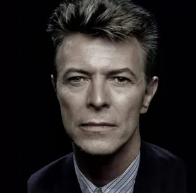 David Bowie reprend Bob Dylan et John Lennon