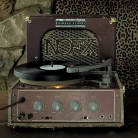 NOFX revisite son classique Linoleum avec Avenged Sevenfold