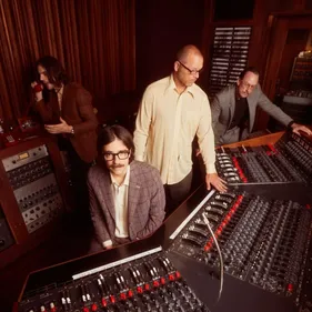 Weezer : quatre albums en préparation