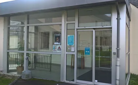 Candé. L'EHPAD, "village 6 fleurs"