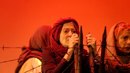 Segré. Une pièce sur l'exil pour les sans-papiers