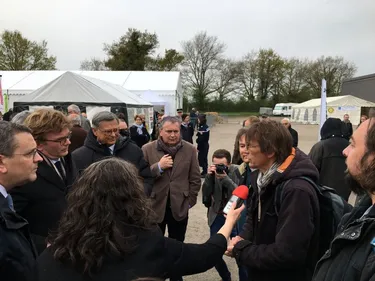 Segré. Enseignants et parents ont protesté contre la Loi Blanquer,...