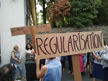 Segré. La famille algérienne régularisée