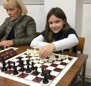 Segré. Anna, 9 ans, joueuse d'échecs mondiale et segréenne