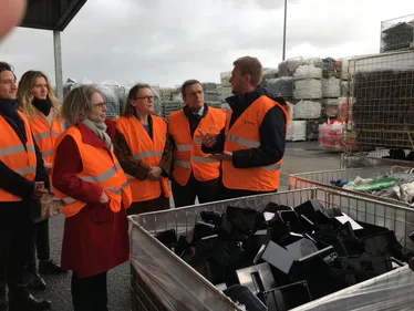 Segré. Philippe Bolo rencontre les acteurs du plastique