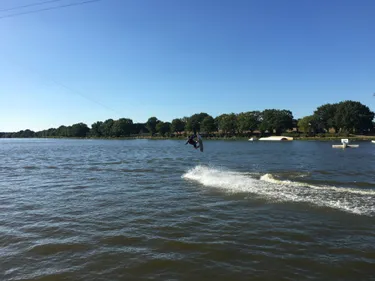 Une offre dédiée aux espaces jeunes, centres de loisirs au Wake...