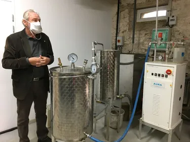 Aux Jardins de Carbay Hills, vous pourrez fabriquer votre parfum