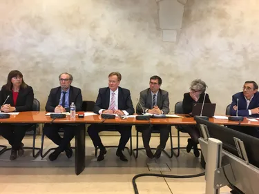 En Maine-et-Loire, "trop de comportements inciviques", précise le...