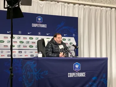 Football. Coupe de France, 8es de finale: Sedan-Angers SCO,...