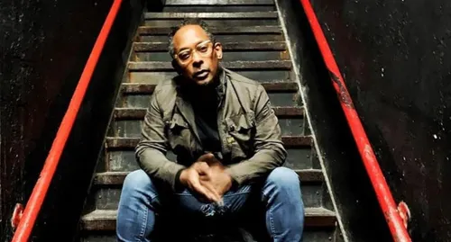 Derrick May de nouveau accusé d’agressions sexuelles