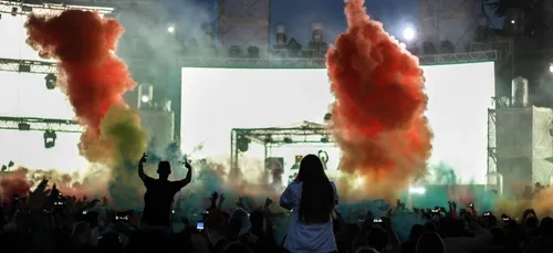 La mairie de Paris souhaite relancer l'activité des clubs en...