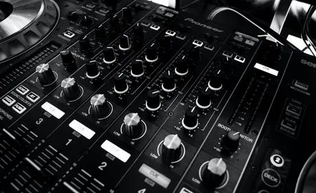 La musique, un art qui pèse lourd