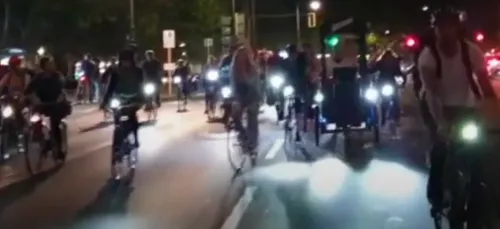 Le collectif parisien "Péripate" va organiser une balade musicale à...