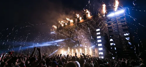 En plein air, version assise et jauge à 5000 personnes : les...