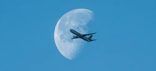 Last Night a DJ Took a Flight, et ça pollue beaucoup !