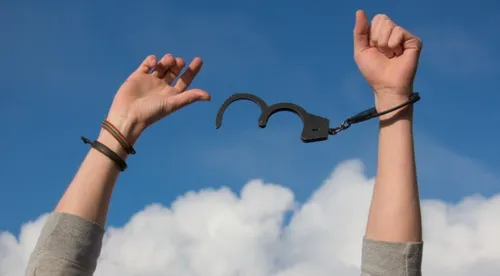 Confinement : sortie du tunnel dès le 03 mai prochain