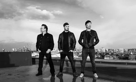 Martin Garrix dévoile avec Bono 'We Are The People', hymne officiel...