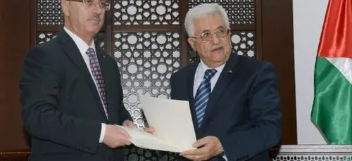 Palestiniens: le nouveau gouvernement d'union nationale a prÃªtÃ©...