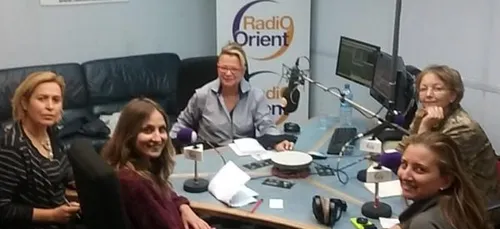 "Les fÃ©ministes tunisiennes cÃ©lÃ¨brent le Nobel de la Paix" sur...