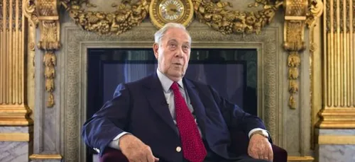 DÃ©cÃ¨s de Pasqua: Hollande salue "la mÃ©moire d'un gaulliste"...