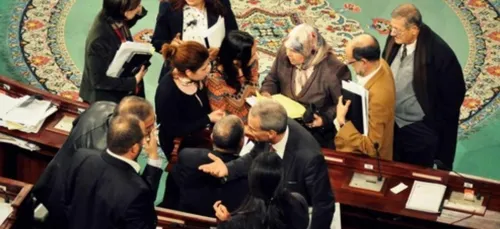 Tunisie : La loi sur le Conseil supÃ©rieur de la magistrature...