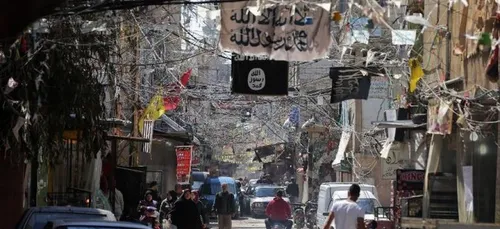 Combats dans un grand camp palestinien au Liban: trois morts