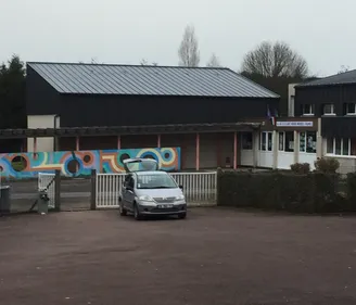L’école Pierre Mendès France à Vire Normandie devrait finalement...