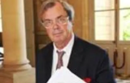 Face aux accusations de Médiapart le député Alain Tourret...