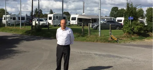 Les gens du voyage ont investi le stade de Coulonces !