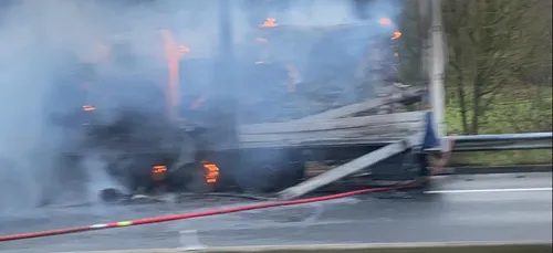Camion en feu ce matin à la sortie de Villers-Bocage
