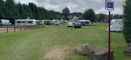 un 3ème camp sauvage de gens du voyage à Vire !