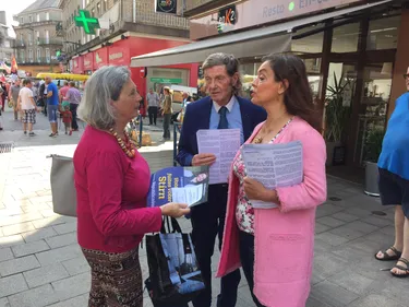 Olivier Stirn à Vire en soutien de la candidature de sa femme