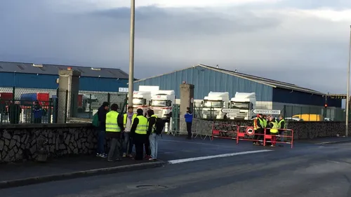 les Gilets jaunes ont changé de cible !
