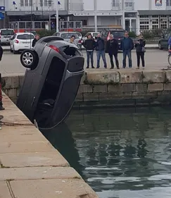 Une voiture repêchée dans le port de Saint-Nazaire !