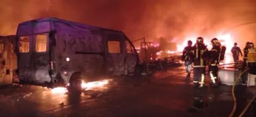 Important incendie mardi soir au nord de Nantes