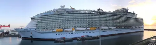 A Saint-Nazaire, les premiers essais en mer du Symphony of the Seas