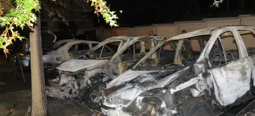 Saint-Nazaire : des voitures incendiées au Petit Caporal