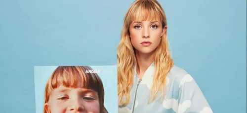 Nantes : Angèle attendue à la Fnac pour une séance de dédicaces le...