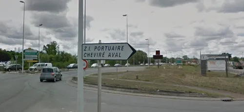 Manifestation des dockers du port de Cheviré, circulation...