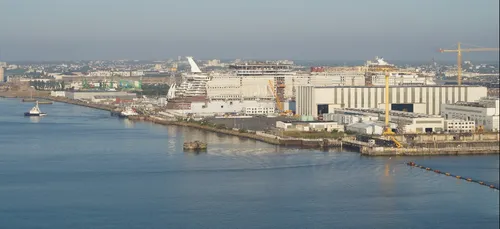 A Saint-Nazaire, les chantiers de l’Atlantique organisent un job...