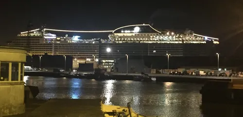 Saint-Nazaire : le MSC Bellissima a mis les voiles