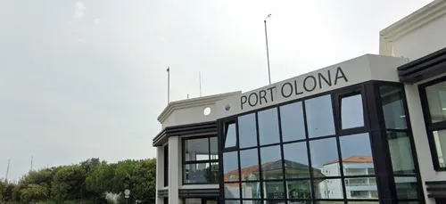 Un voilier détruit par un incendie cette nuit aux Sables-d'Olonne