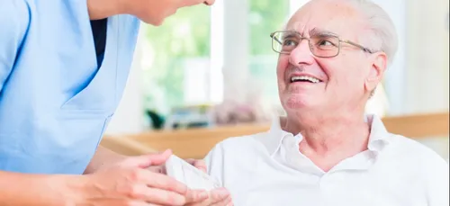 Loire-Atlantique : au moins 20 clusters dans des maisons de retraite